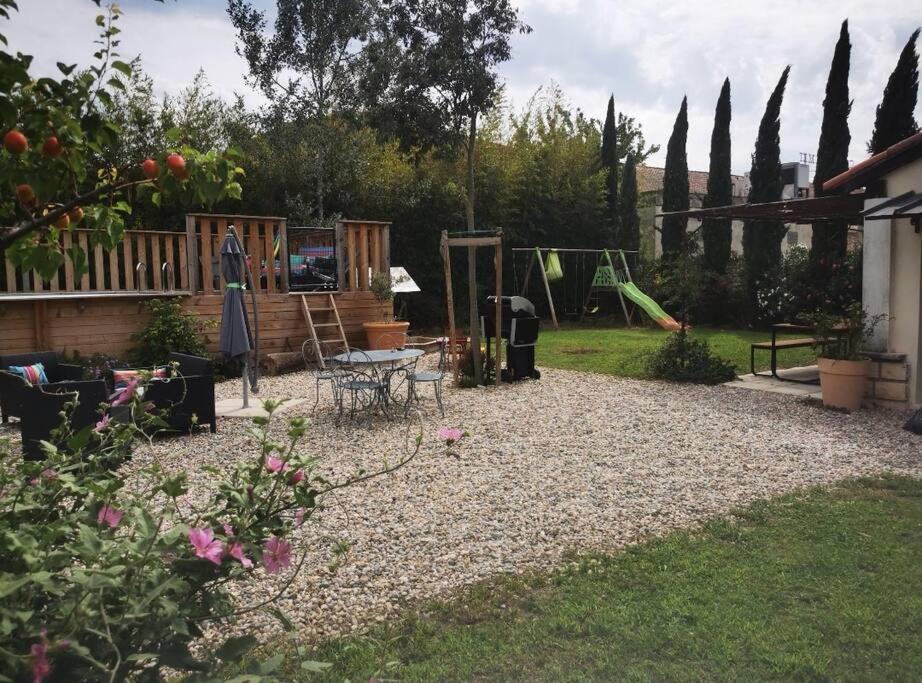 Maison Avec Piscine Dans Village Provencal. Courthezon Exterior photo